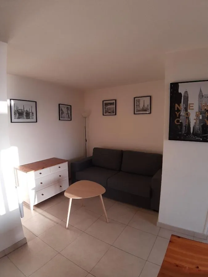Appartement Cavalaire Face A La Mer Daire